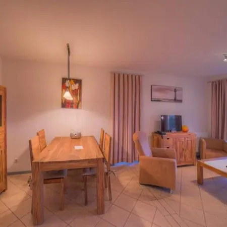 Lägenhet Liebevoll Eingerichtetes *